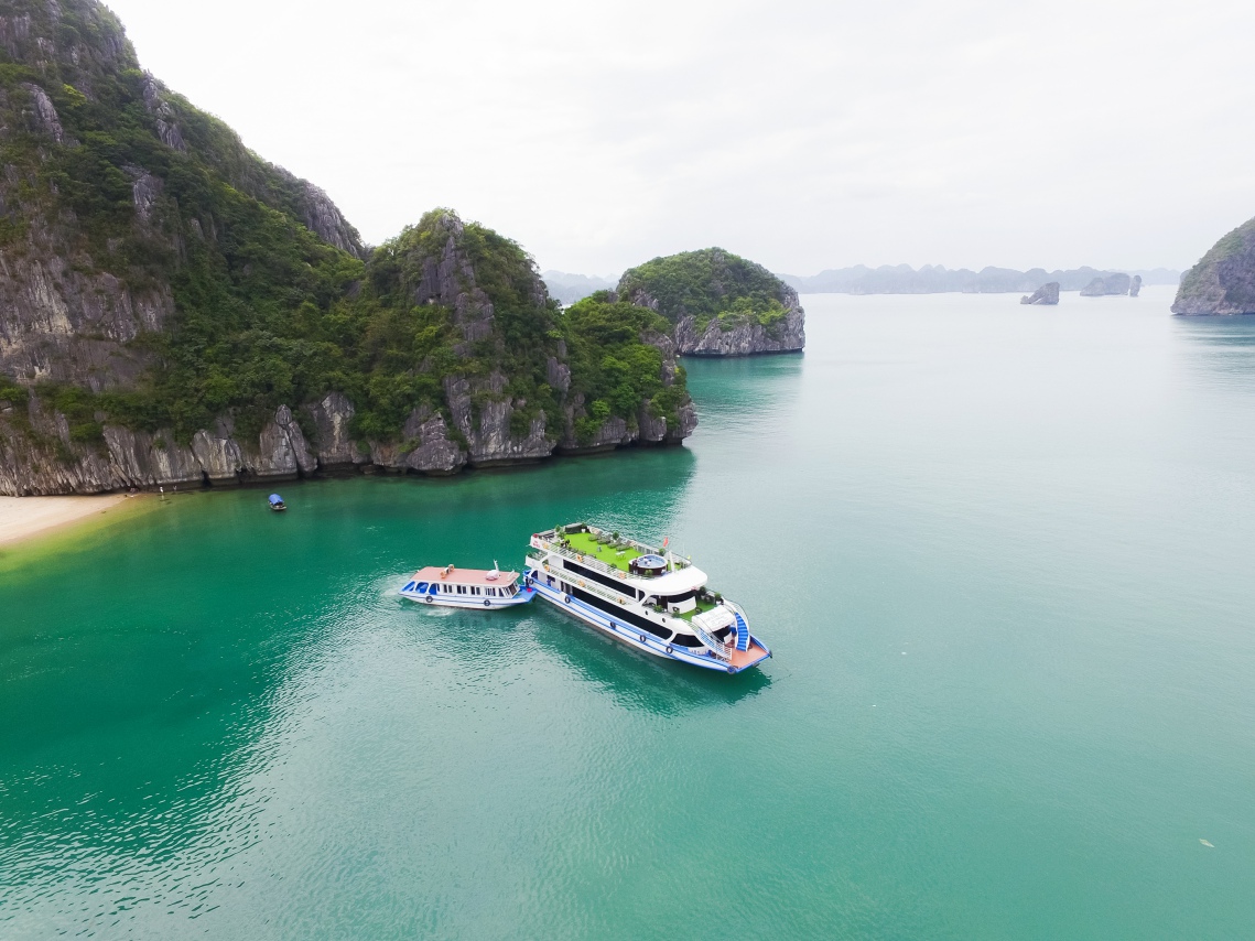 Du Lịch Hạ Long Du Thuyền LA CASTA 